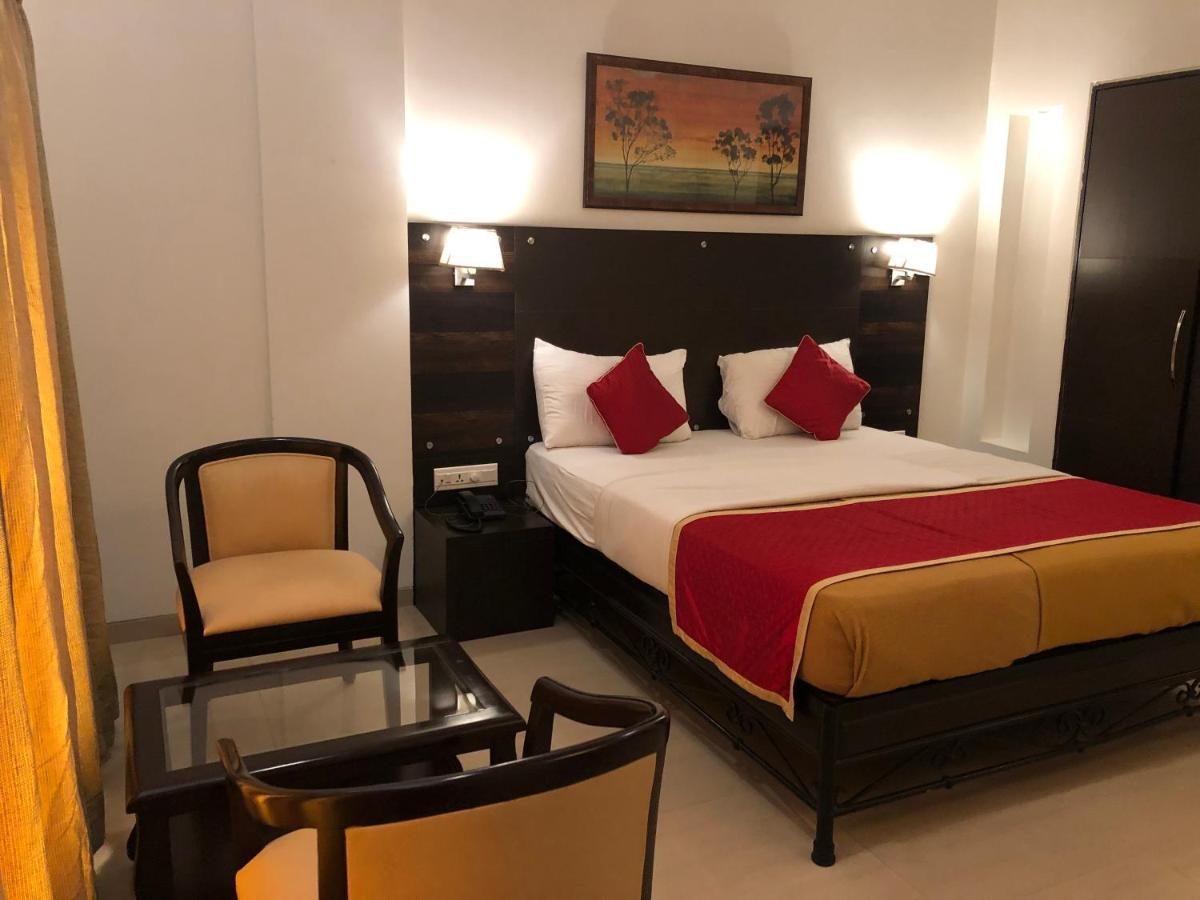 Resort Silver Hills Lonavala Exterior foto